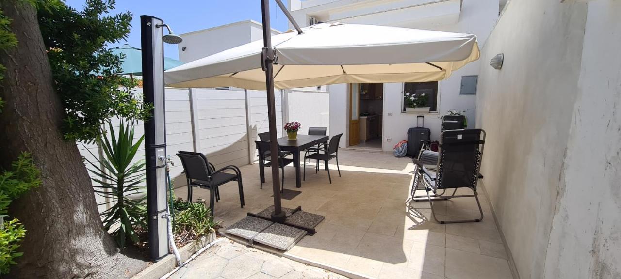 Torre Dell'Orso Centro - Villino Vista Mare Con Ampio Giardino Villa Exterior photo